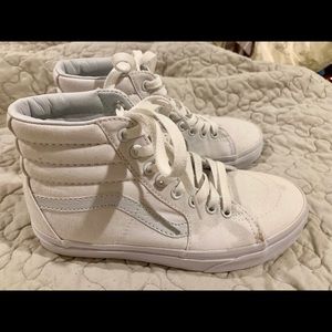 Sk8-Hi White Canvas Vans Size 6